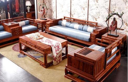 黄浦雨季如何保养红木家具